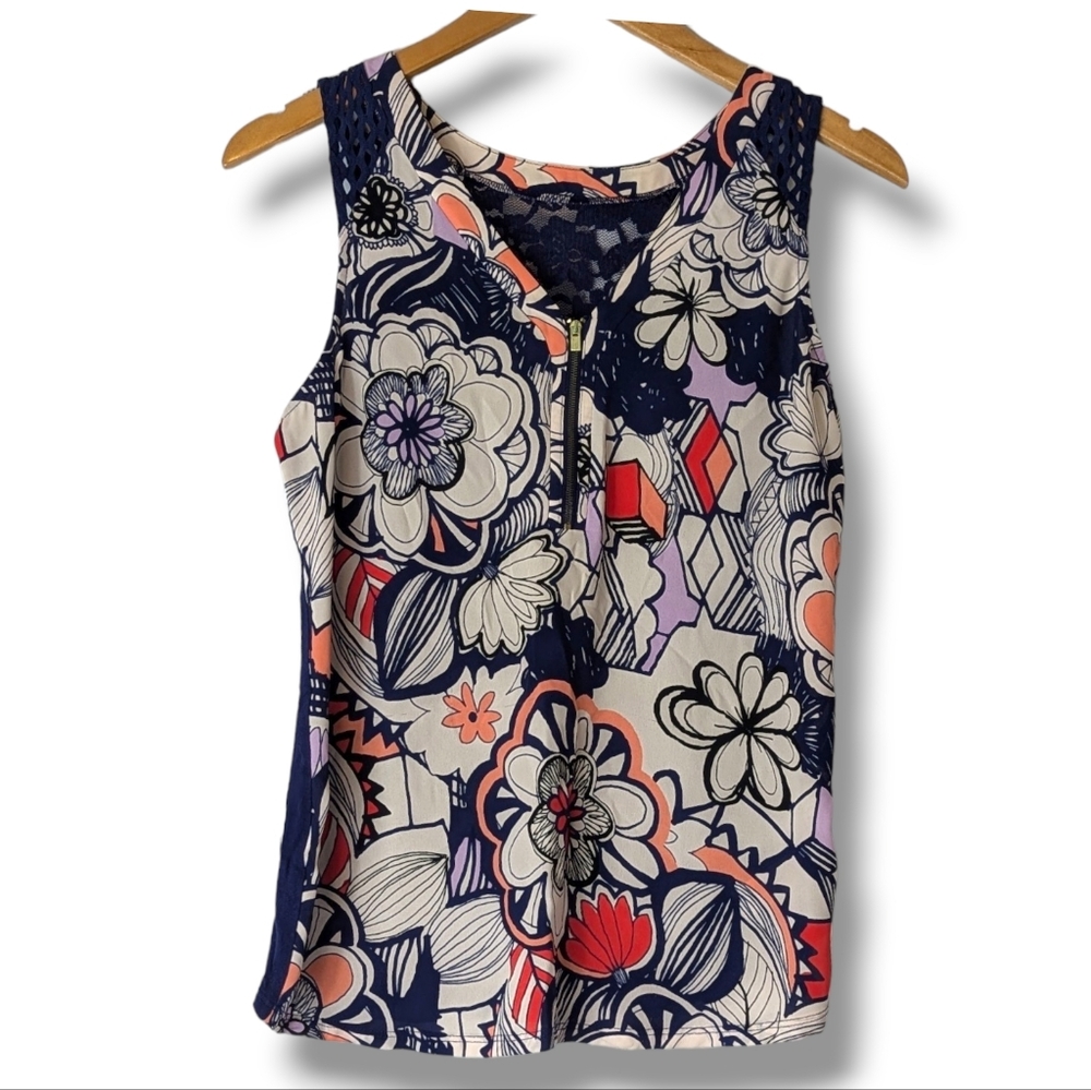 Express Chiffon V Neck Sleeveless Blouse in Retro Geometric Floral Print: Small